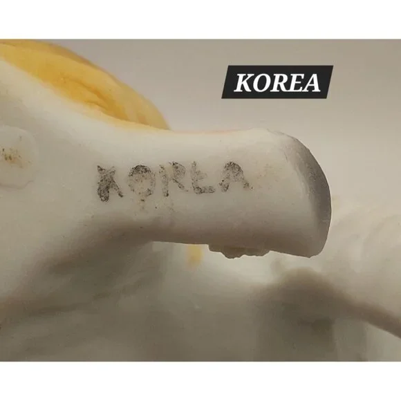 Vintage Porcelain Wire Haired Terrier Dog Figurine 4" Hand-Painted Made In Korea - Picture 5 of 9